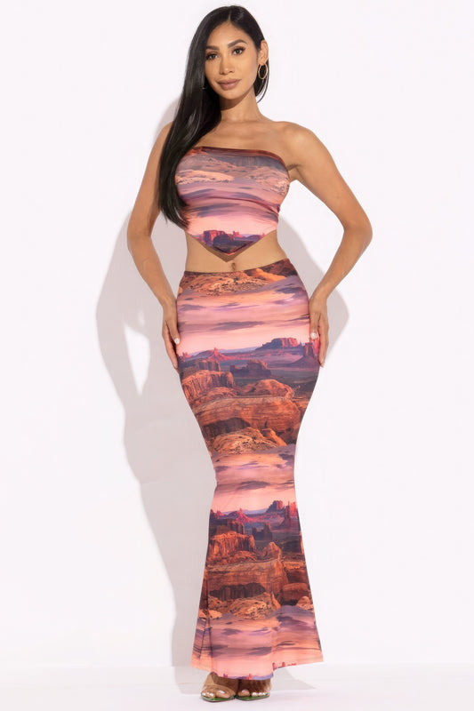 Printed Tube Top & Maxi Skirt Set – Polyester & Spandex, Flattering for All Body Types, Warm Rust Hue, Perfect for Casual Days & Beach Vacations