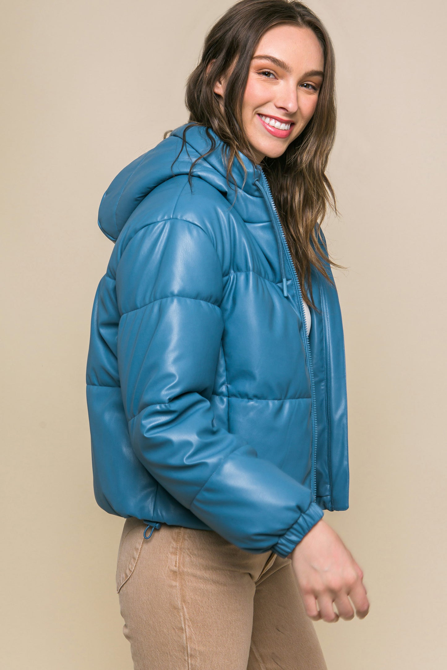 Faux Leather Zipper Hooded Puffer Jacket – Polyurethane, Comfortable & On-Trend Puffer Style, Versatile for Any Occasion, Adds a Pop of Color