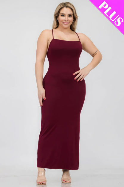 Plus Size Crisscross Back Split Thigh Maxi Dress – Polyester & Spandex, Alluring Split Thigh and Crisscross Back Design, Perfect for Special Events & Evening Outings