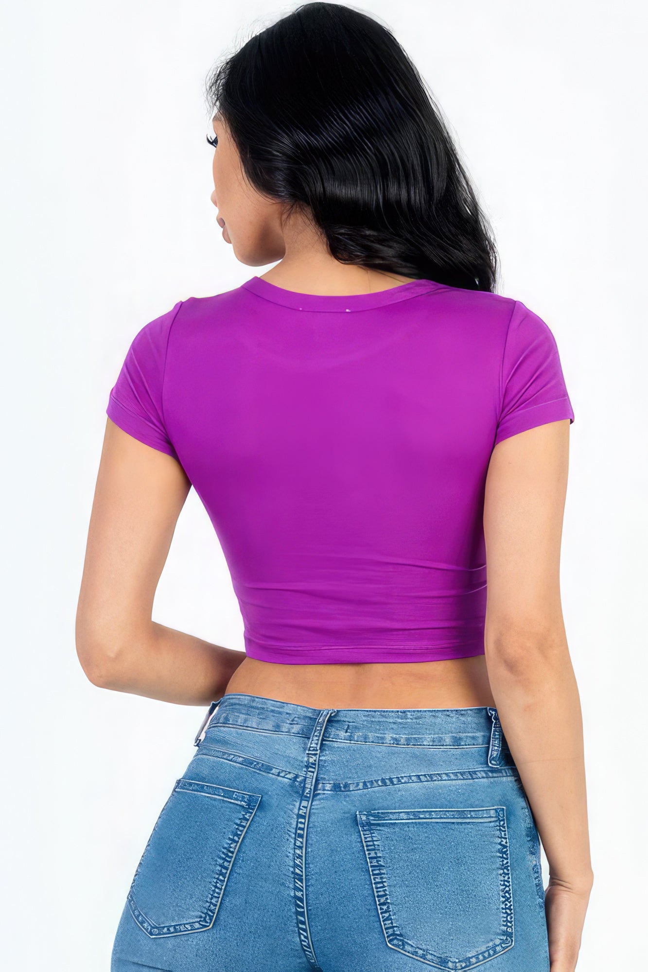 Short Sleeve Round Neck Crop Top – Polyester & Spandex, Perfect for Casual Outings & Trendy Looks with High-Waisted Bottoms