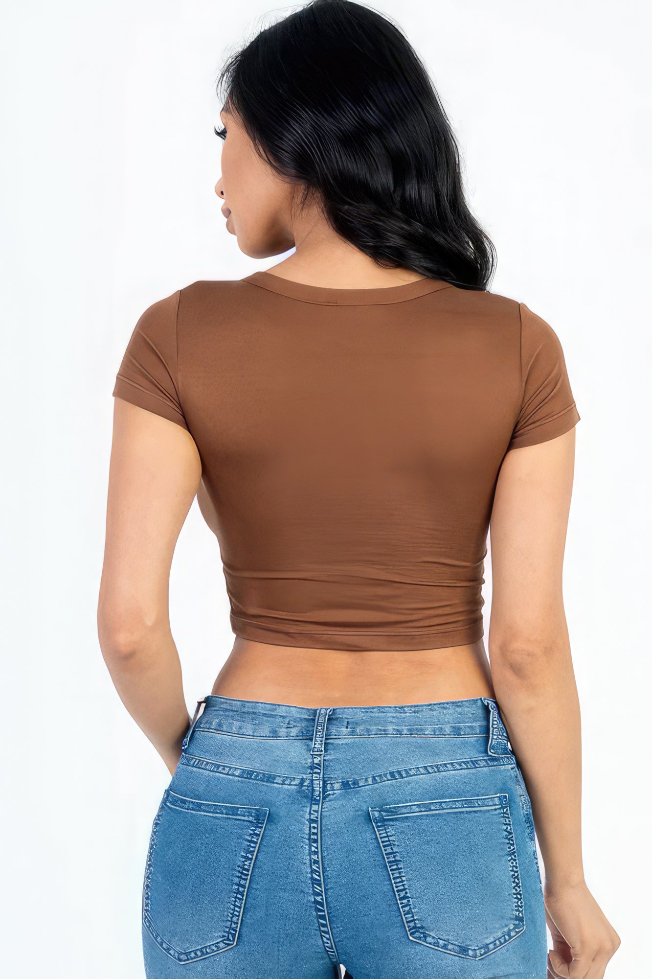 Short Sleeve Round Neck Crop Top – Polyester & Spandex, Perfect for Casual Outings & Trendy Looks with High-Waisted Bottoms