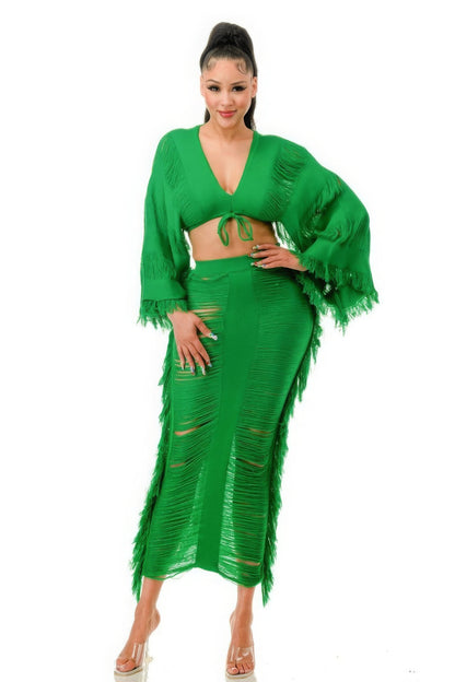 Mesmerizing Green Distressed Long Skirt Set – Fashion-Forward Comfort with a Statement Design (55% Viscose, 27% Polyester, 18% Nylon)