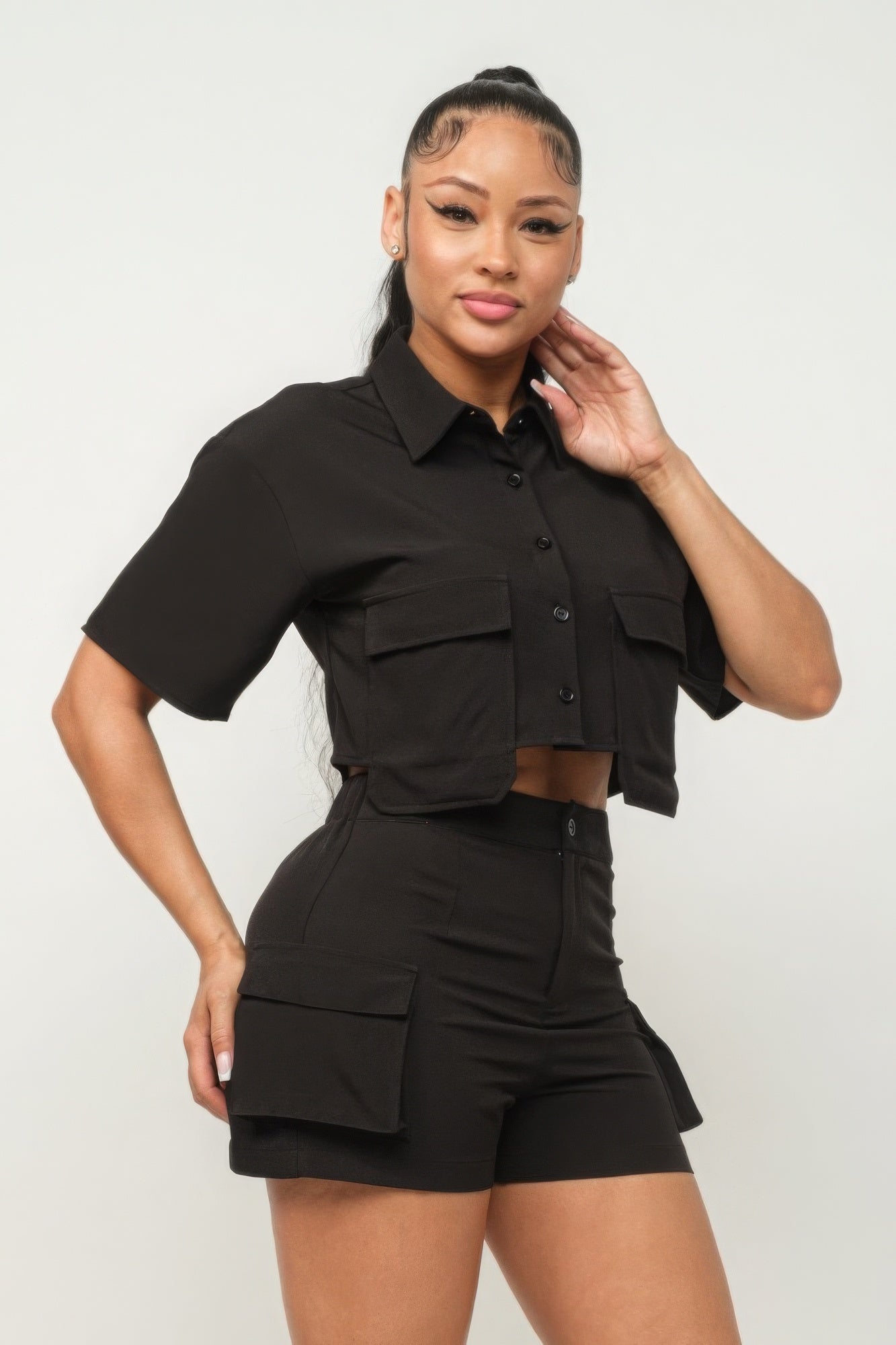 Front Button-Down Top & Shorts Set with Side Pockets – Luxurious 95% Polyester, 5% Spandex Blend for Comfort & Style