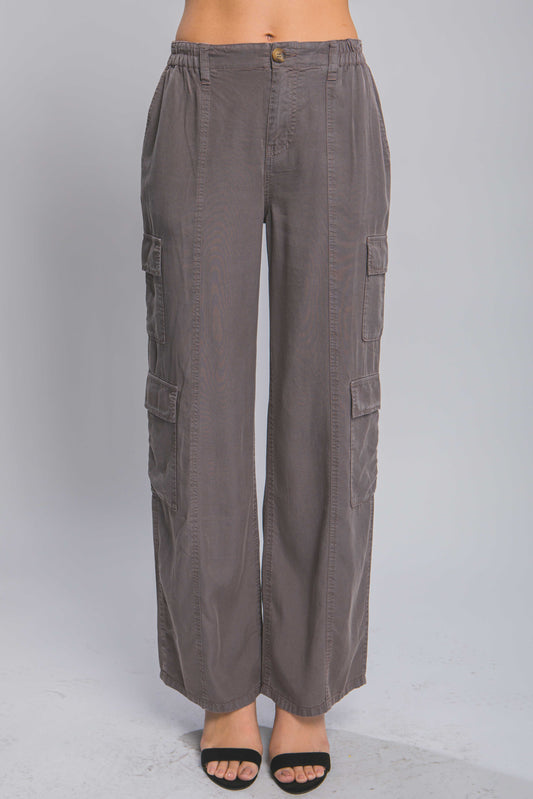 Full-Length Tencel Pants with Cargo Pockets – Eco-Friendly, Soft & Breathable 100% Tencel for Elevated Comfort and Style