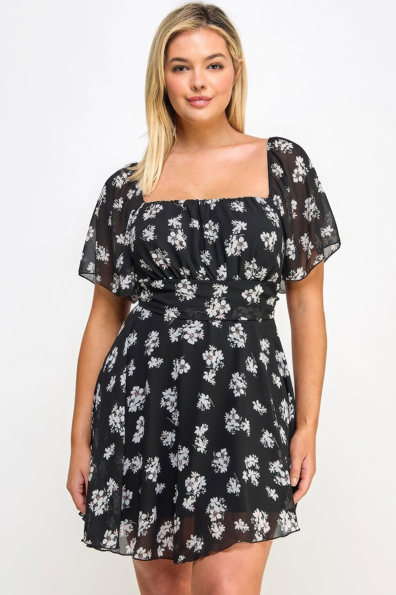 Plus Size Floral Chiffon Dress – Soft & Durable Polyester, Feminine Floral Print, Perfect for Special Occasions with Heels & Accessories