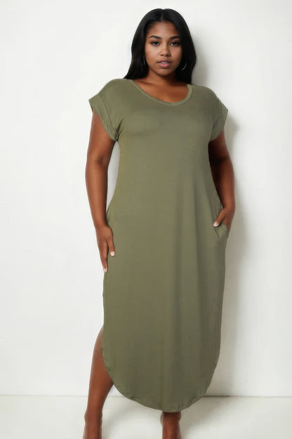 Plus Size Hidden Pocket Batwing Sleeve V-Neck Long Dress – Polyester & Spandex, Stylish Batwing Sleeves, V-Neckline, and Hidden Pockets for Casual Outings, Evening Gatherings, and Formal Events