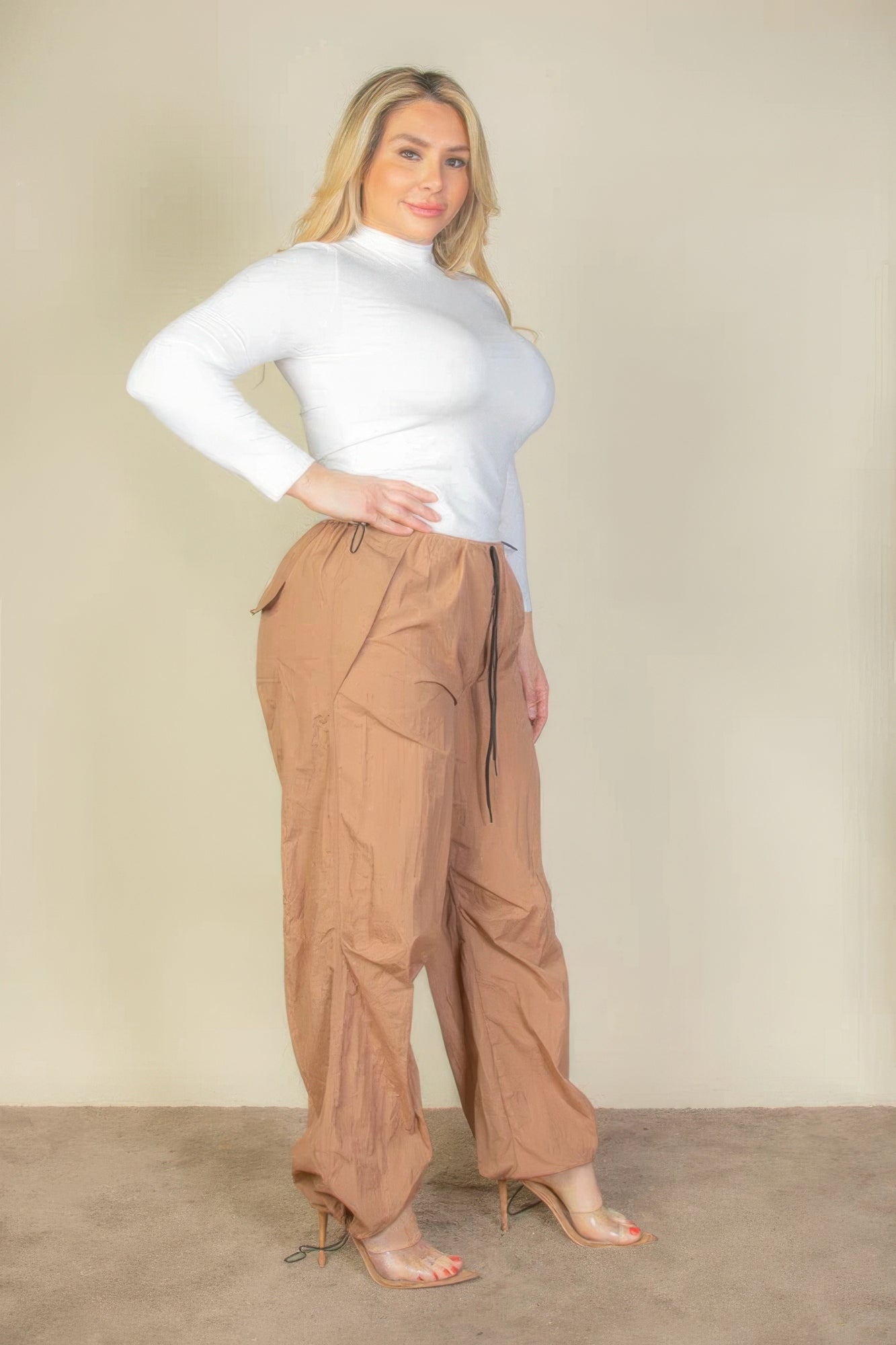 Plus Size Drawstring Waist Parachute Pants – Durable Nylon, Elastic Band & Toggle Tightening, Two Front Pockets, Ideal for Casual Outings, Travel & Everyday Wear