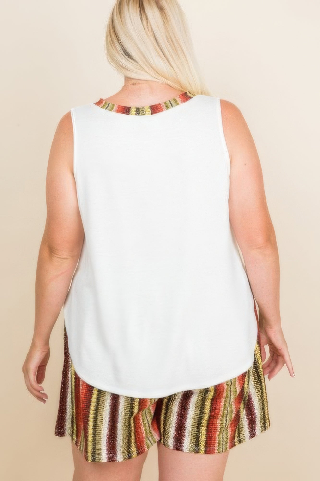 Plus Size Solid Sleeveless French Terry Tank Top – Polyester, Rayon & Spandex, Multi-Colored Snake Skin Print Pocket, Curved Hem, Perfect for Casual Outings, Workouts, or Layering