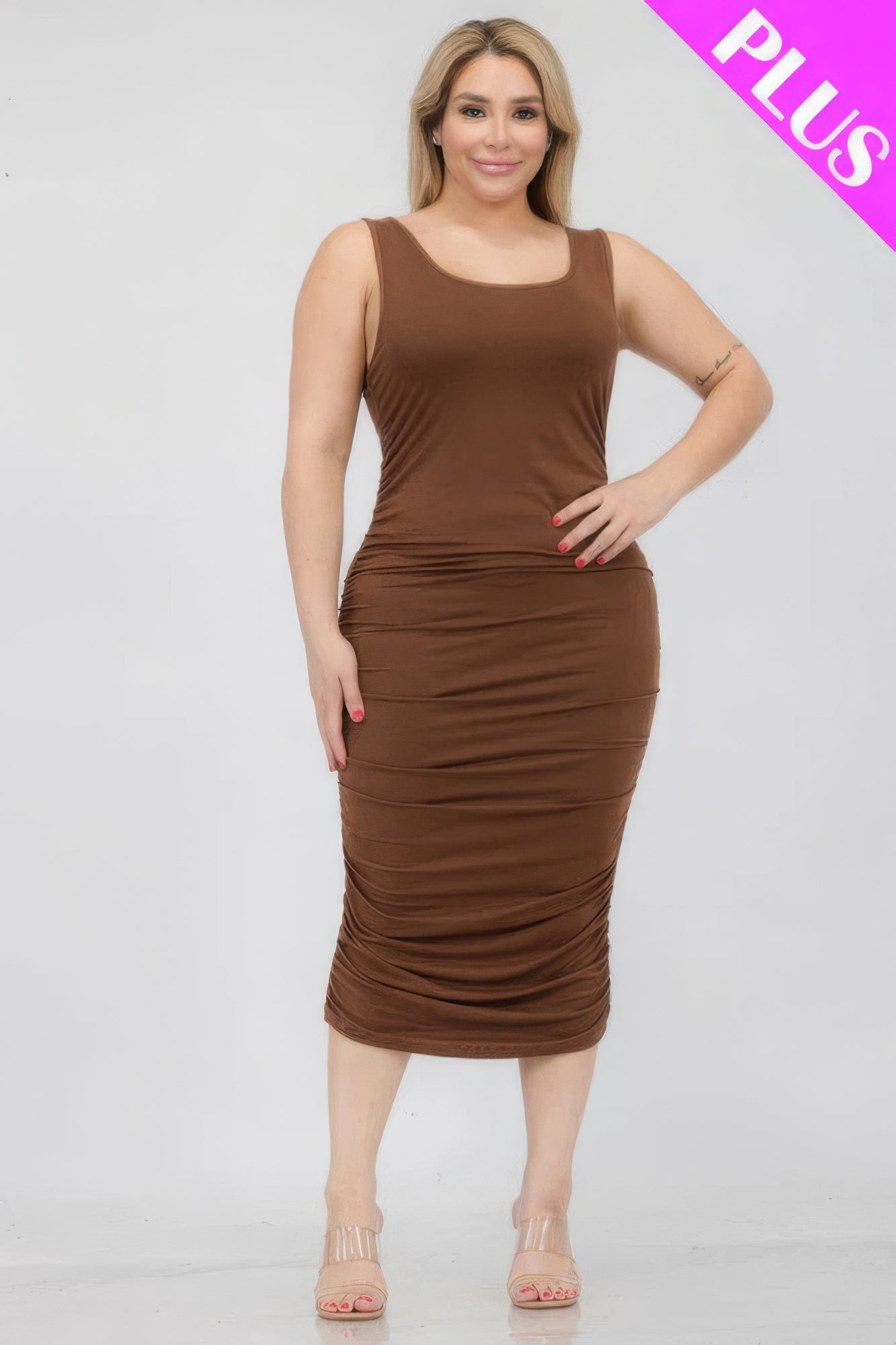 Plus Size Square Neck Ruched Bodycon Midi Dress – Polyester & Spandex, Curve-Enhancing Ruched Detailing, Perfect for Day-to-Night Occasions, Elegant and Stylish Fit