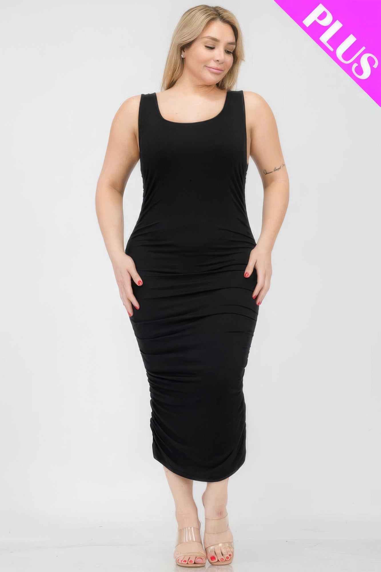 Plus Size Square Neck Ruched Bodycon Midi Dress – Polyester & Spandex, Curve-Enhancing Ruched Detailing, Perfect for Day-to-Night Occasions, Elegant and Stylish Fit