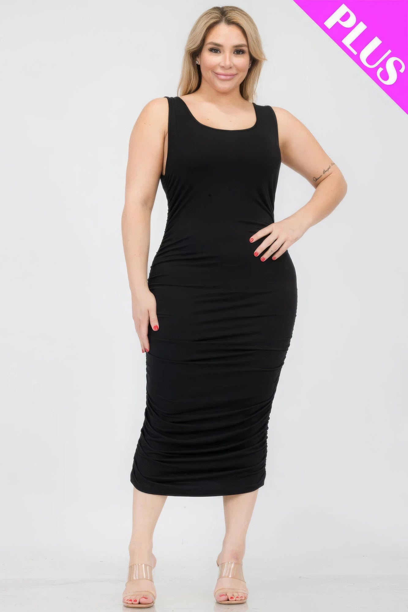 Plus Size Square Neck Ruched Bodycon Midi Dress – Polyester & Spandex, Curve-Enhancing Ruched Detailing, Perfect for Day-to-Night Occasions, Elegant and Stylish Fit