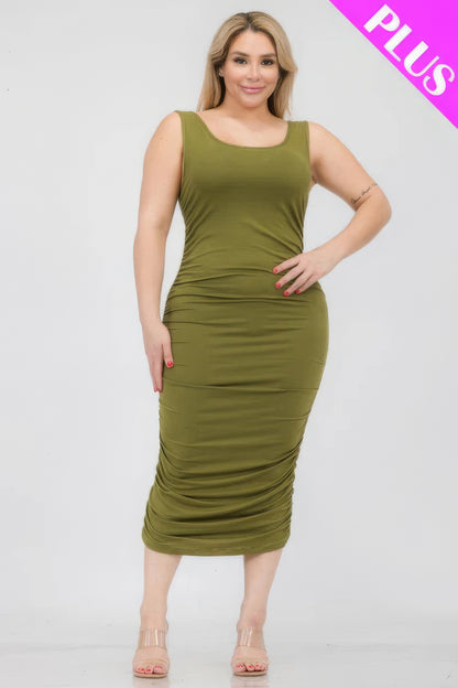 Plus Size Square Neck Ruched Bodycon Midi Dress – Polyester & Spandex, Curve-Enhancing Ruched Detailing, Perfect for Day-to-Night Occasions, Elegant and Stylish Fit