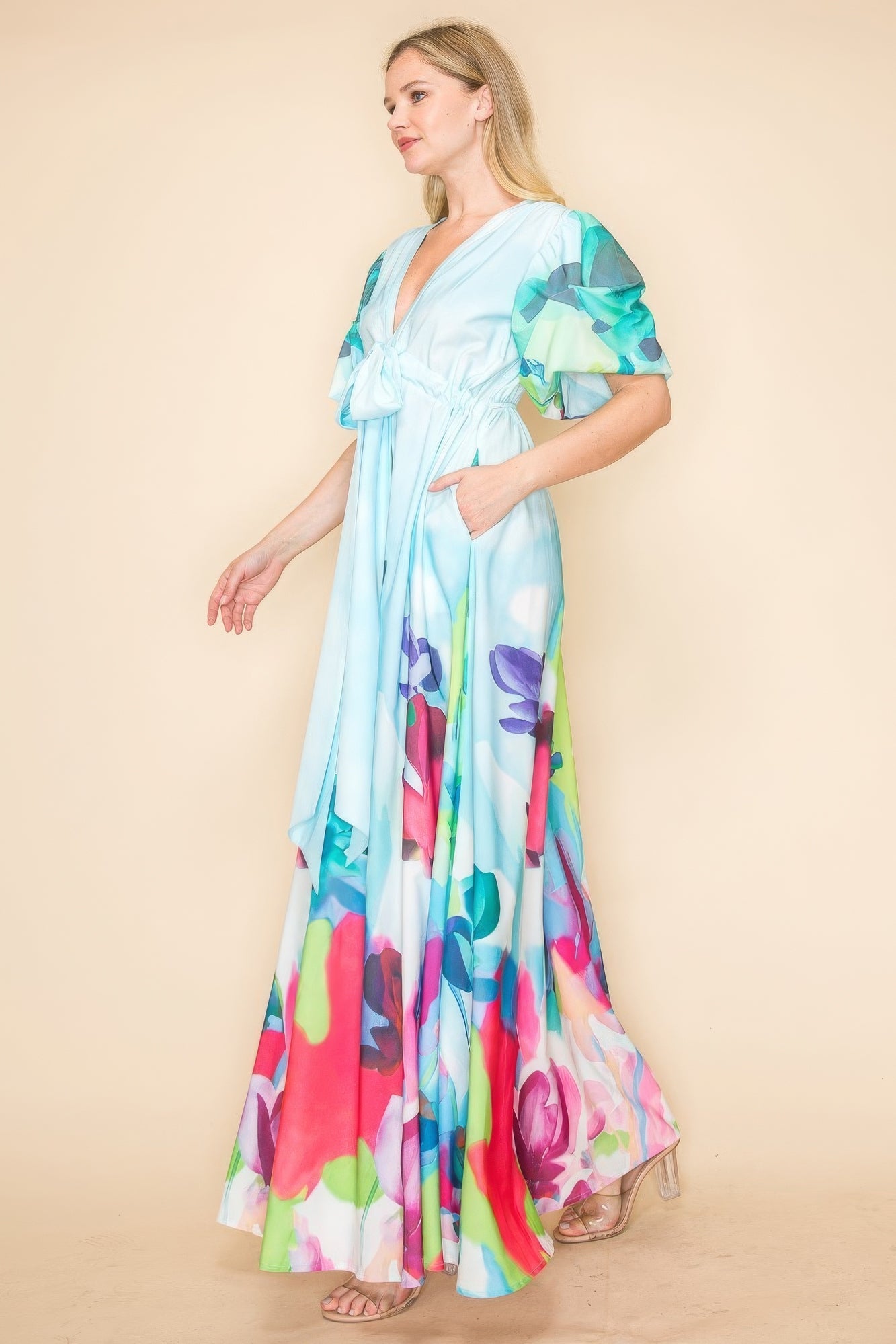 Printed V-Neck Maxi Dress – Elastic Waistband, Self-Tie Ribbon, Practical Pockets, Vibrant Multi-Colored Print, Perfect for Beach Vacations, Summer Parties & Casual Outings