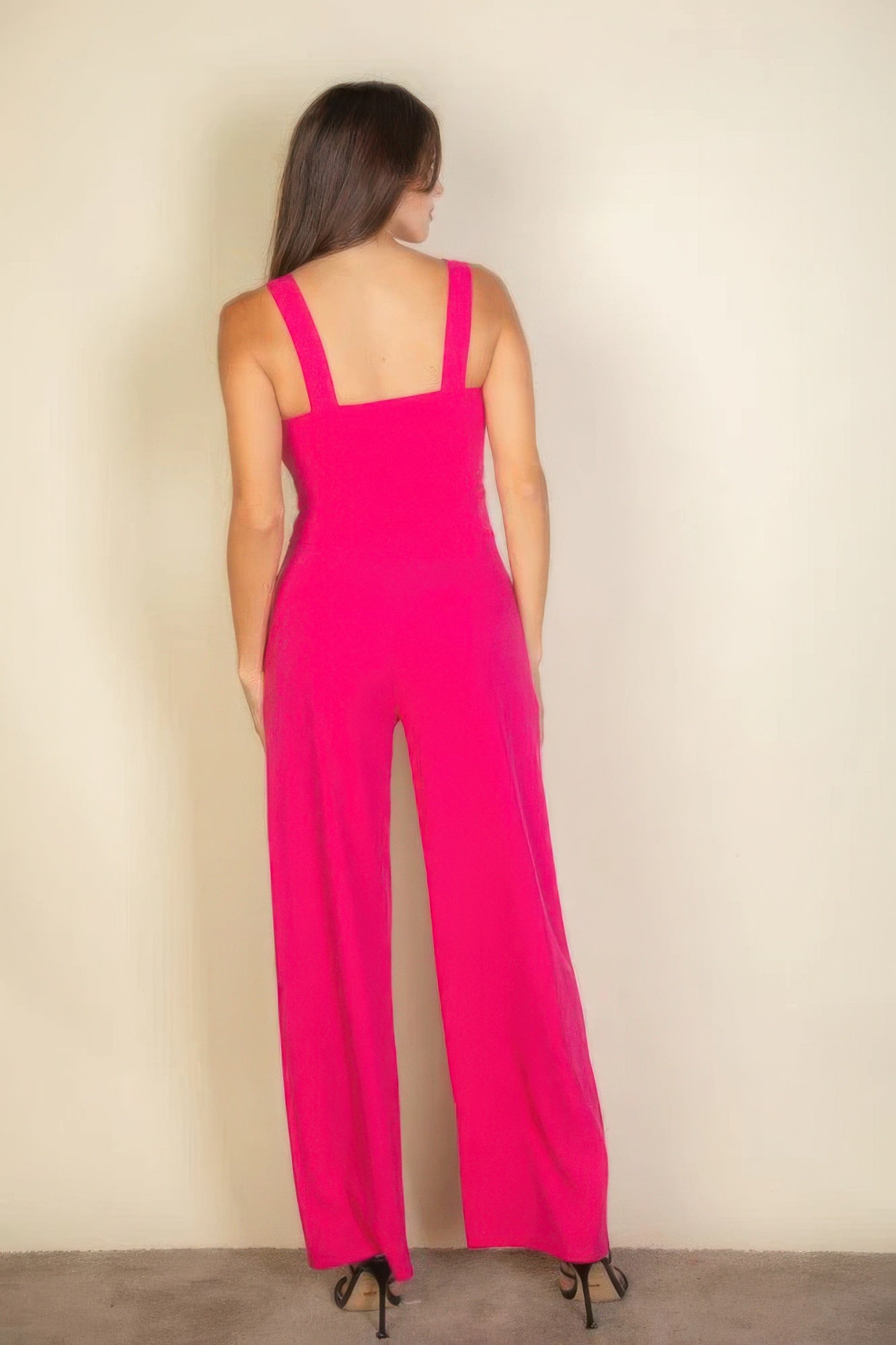 Notched Neck Cami Jumpsuit – Stretchy Polyester & Spandex Blend, Stylish Rust Color, Flattering Tailored Fit for Comfort