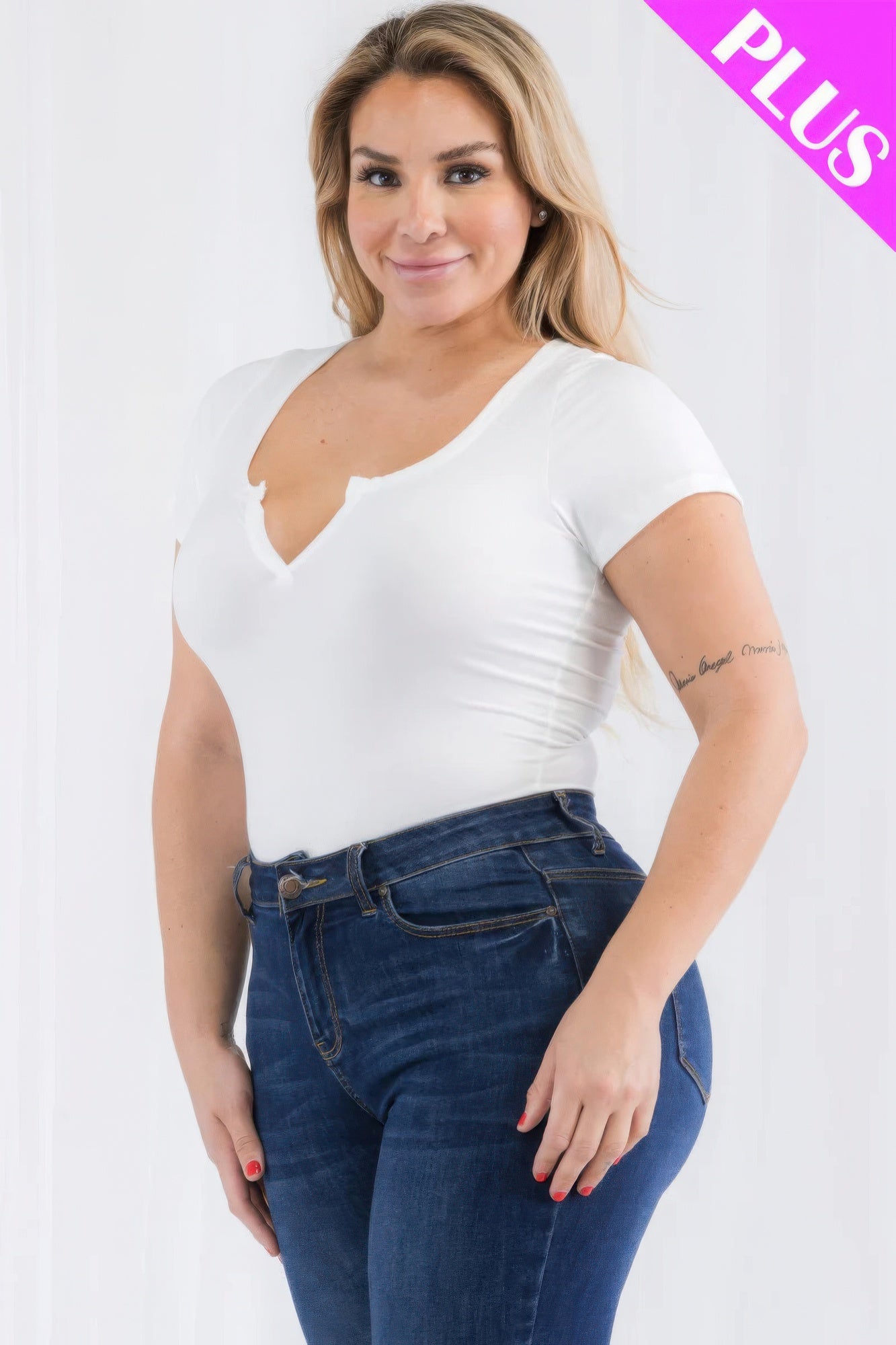 Plus Size Casual Split Neck Solid Short Sleeve Bodysuit – Soft & Stretchy Polyester-Spandex Blend, Comfortable Fit for All-Day Wear