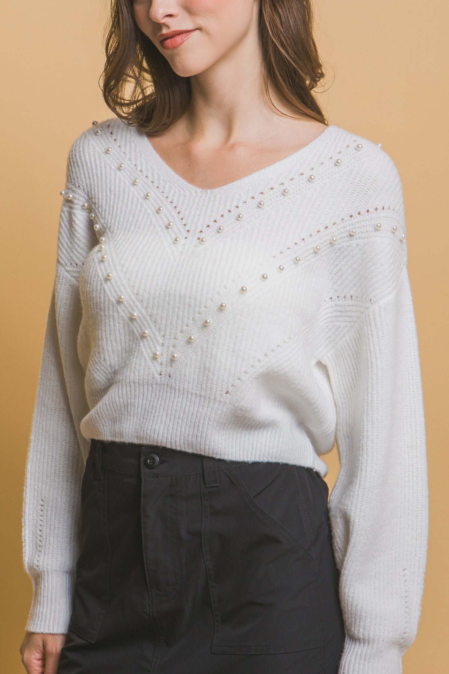 Pearl-Detail Sweater – Soft, Stretchy Blend of Polyester, Nylon & Spandex, Perfect for Special Occasions or Elevating Everyday Style with Refined Pearl Accents