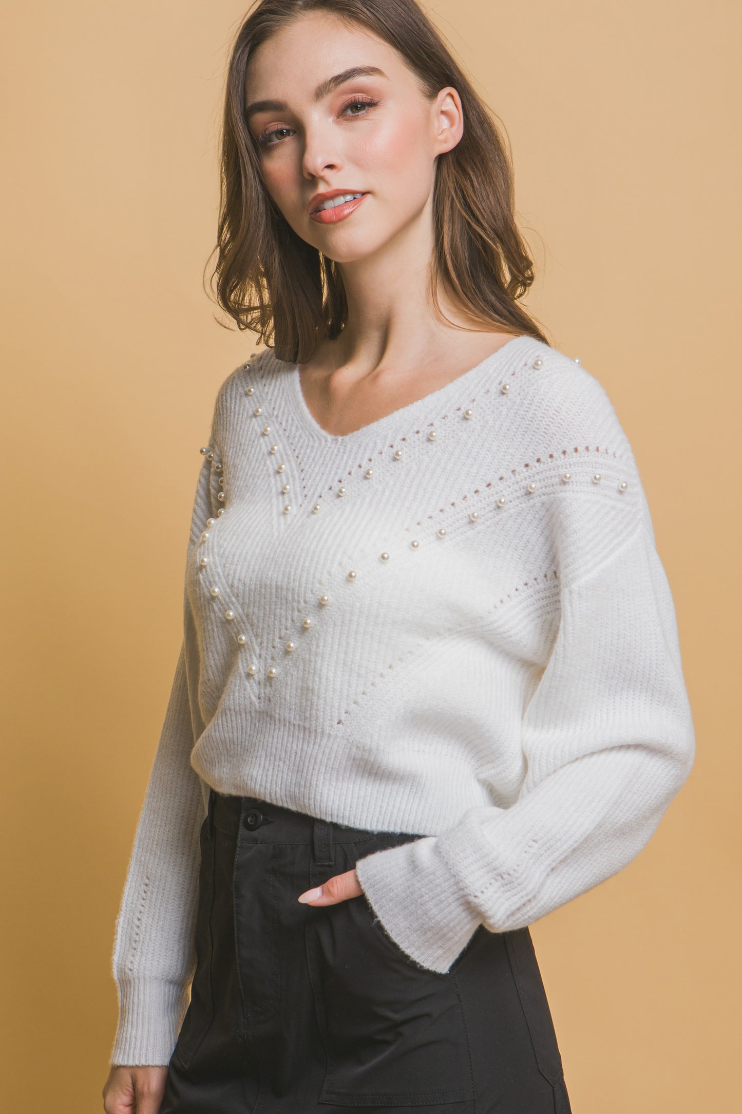 Pearl-Detail Sweater – Soft, Stretchy Blend of Polyester, Nylon & Spandex, Perfect for Special Occasions or Elevating Everyday Style with Refined Pearl Accents